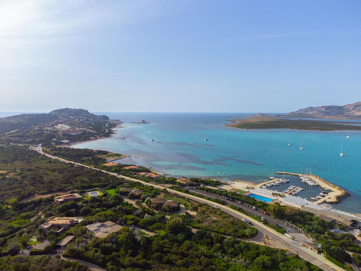 Unahotels Club Hotel Ancora Stintino Bagian luar foto