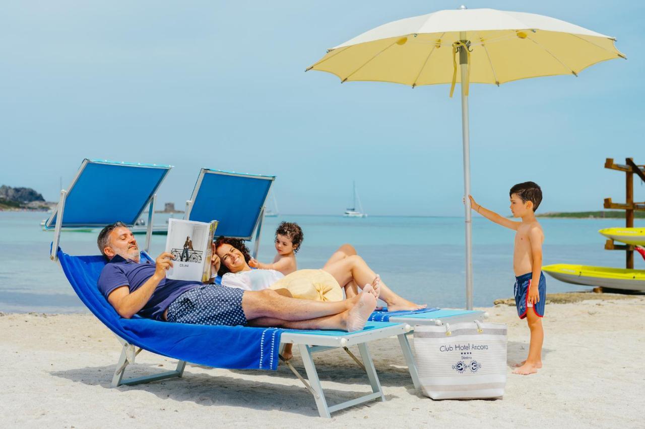 Unahotels Club Hotel Ancora Stintino Bagian luar foto