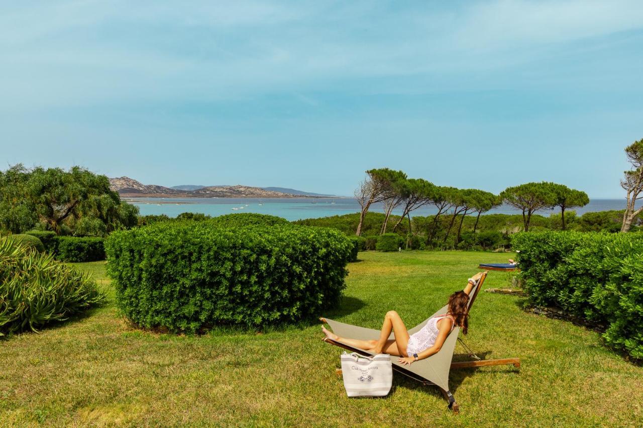 Unahotels Club Hotel Ancora Stintino Bagian luar foto