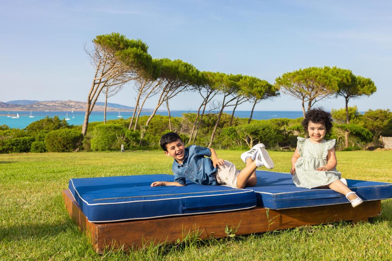 Unahotels Club Hotel Ancora Stintino Bagian luar foto